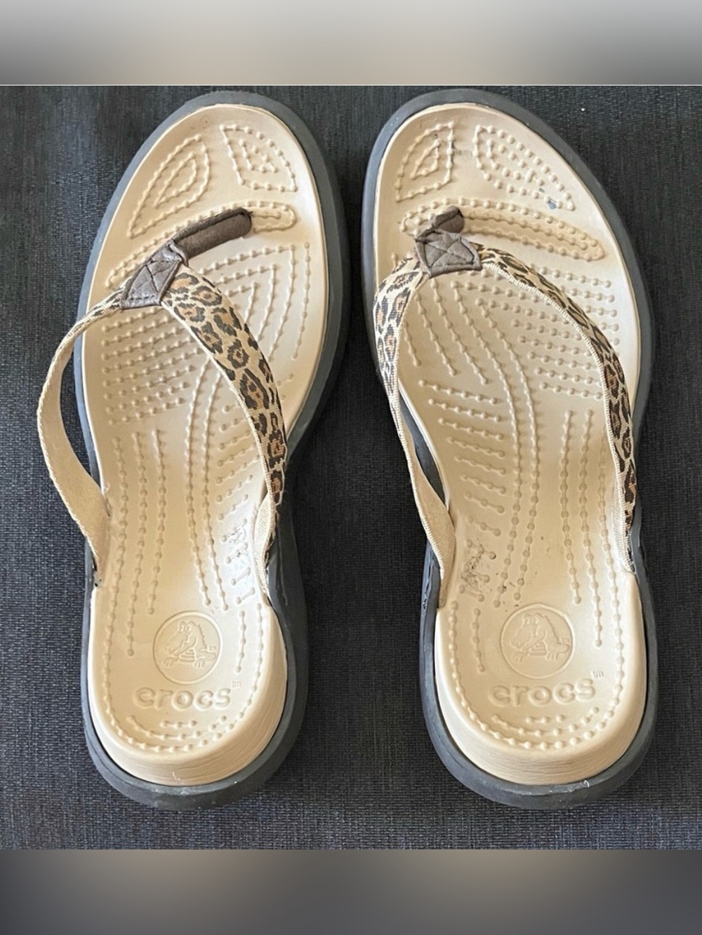 CROCS Women's Beige Sandal Flip Flops with Leopard-Print Straps